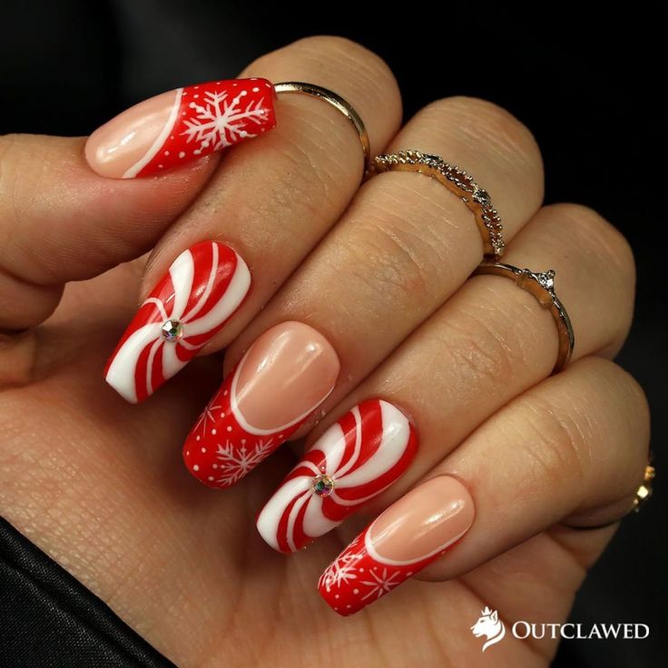 candy cane christmas nail designs