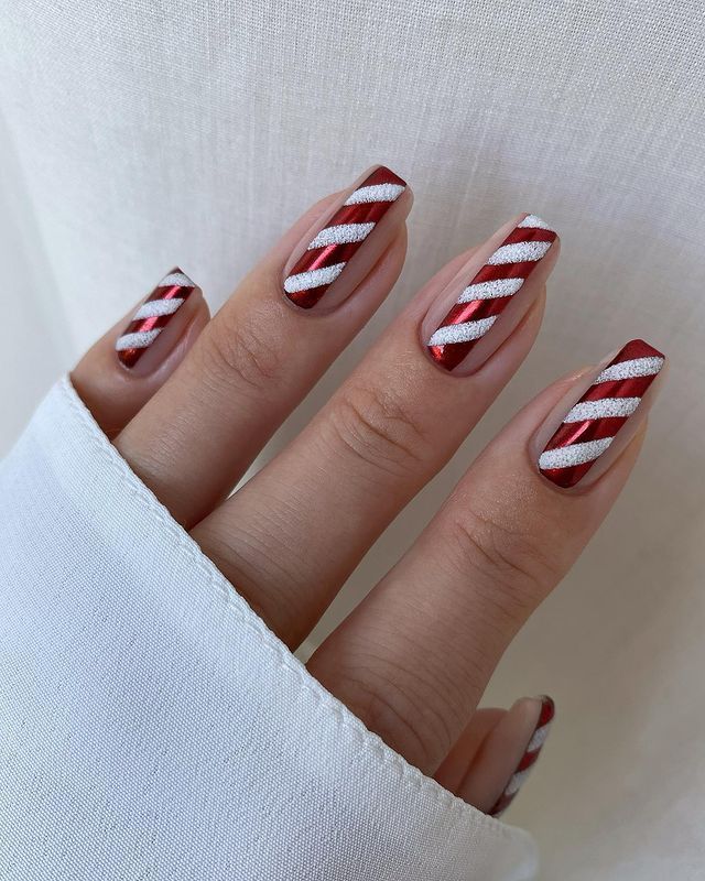 candy cane christmas nails